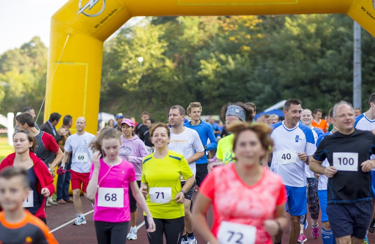 Bild vom 9. Benefizlauf im Jahr 2016. Dies ist das 155. Bild.